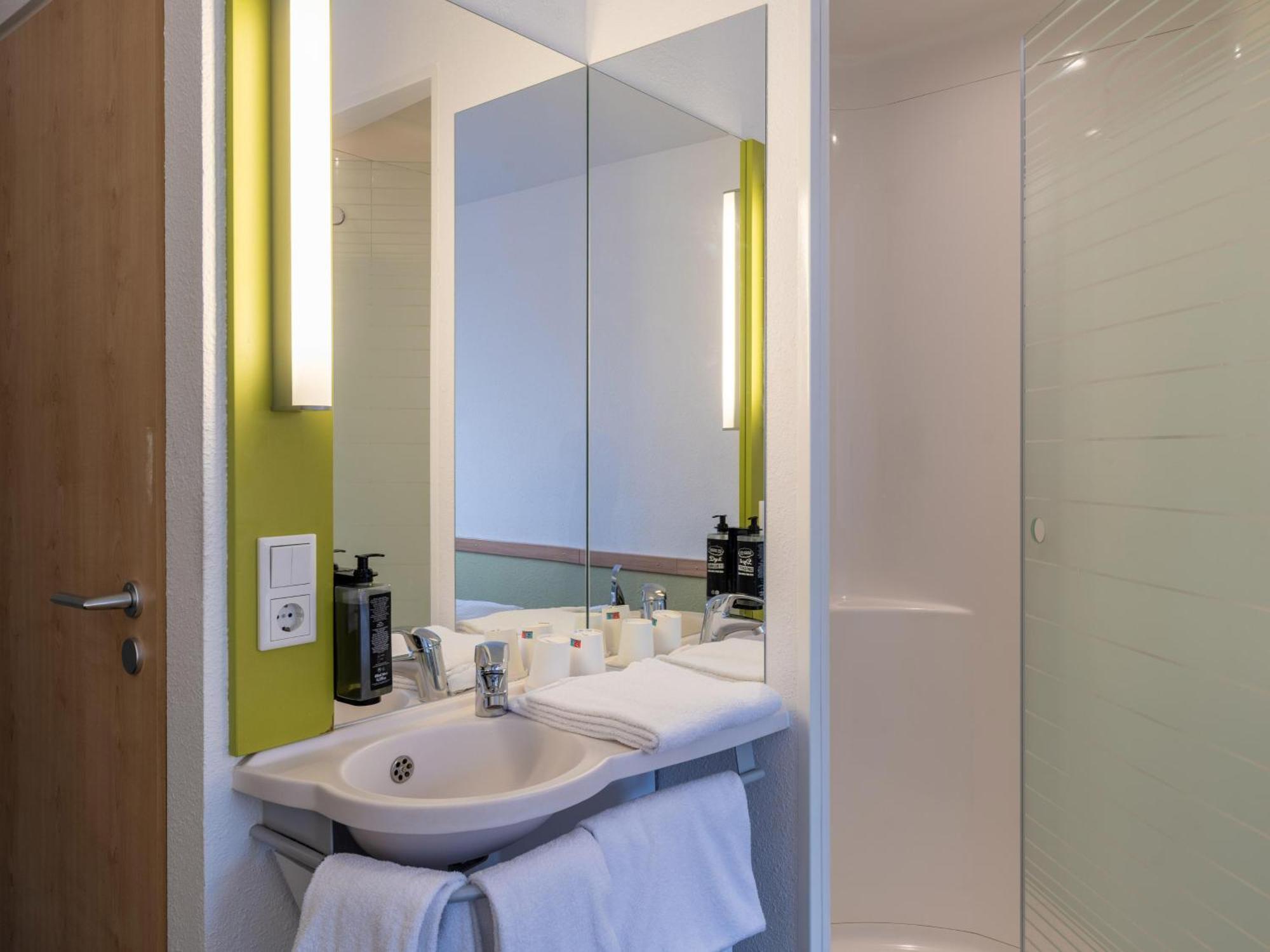 B&B Hotel Aachen-Nord Екстер'єр фото